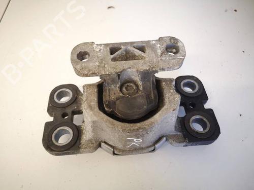 Used Engine mount Engine mount VOLVO V70 III (135) 2.5 T (200 hp) 32972440 32972440