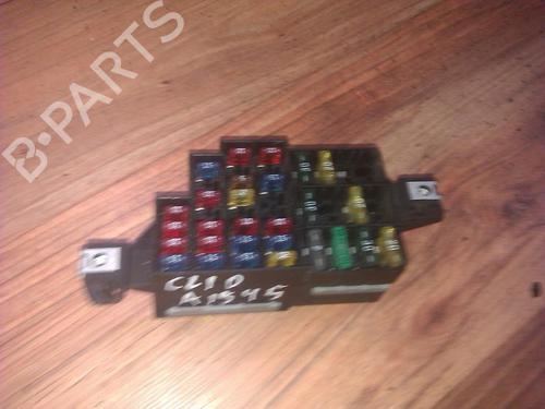 Used Fuse box Fuse box RENAULT CLIO II (BB_, CB_) 1.6 (B/CB0D, BB00) (90 hp) 33509848 33509848