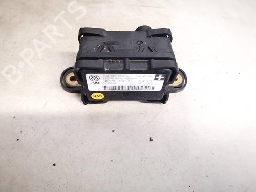 Used Electronic module Electronic module VW TRANSPORTER T5 Van (7HA, 7HH, 7EA, 7EH) 2.5 TDI (130 hp) 35338115 35338115