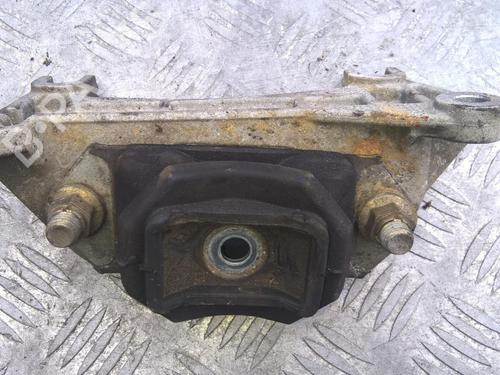 Used Engine mount Engine mount RENAULT SCÉNIC II (JM0/1_) 1.6 (JM0C, JM0J, JM1B) (113 hp) 33531359 33531359