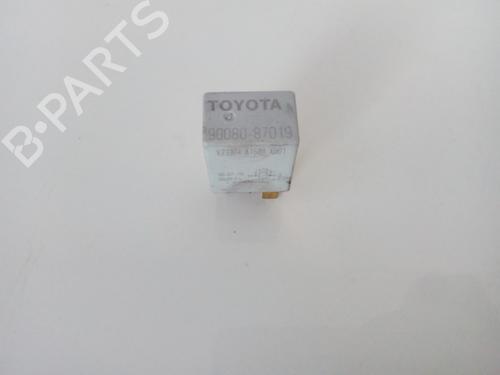 Used Electronic sensor Electronic sensor TOYOTA COROLLA Verso (ZER_, ZZE12_, R1_) 2.2 D-4D (AUR10_, AUR10R) (136 hp) 33525620 33525620