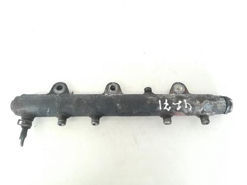 Used Injection rail Injection rail 38582983 38582983