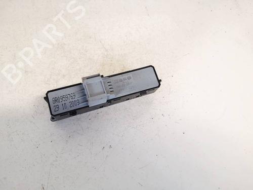 Warning switch AUDI Q5 (8RB) 3.2 FSI quattro | BP35078675I22 - Image 2