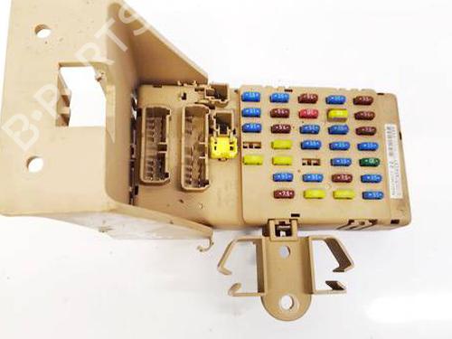 Used Fuse box Fuse box TOYOTA RAV 4 III (_A3_) 2.2 D 4WD (ALA30_, ALA30R) (136 hp) 32533679 32533679