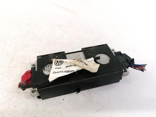 Used Electronic module Electronic module VW TOURAN (1T1, 1T2) 2.0 TDI (136 hp) 32915372 32915372