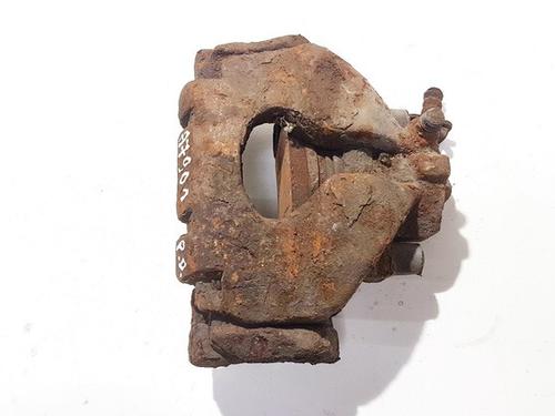 Used Right front brake caliper Right front brake caliper 35438809 35438809