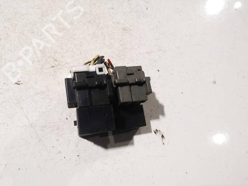 Used Fuse box Fuse box HONDA CIVIC VIII Hatchback (FN, FK) 2.2 CTDi (FK3) (140 hp) 39574928 39574928