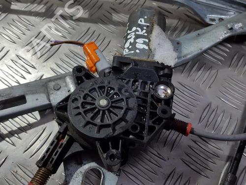 Used Left front window motor Left front window motor 35669319 35669319