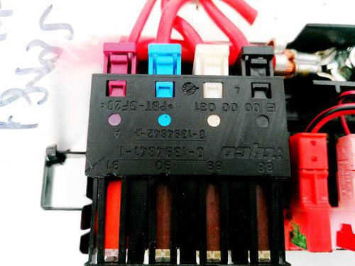 Fuse box MERCEDES-BENZ M-CLASS (W164) ML 320 CDI 4-matic (164.122) | BP32922088E1 - Image 3