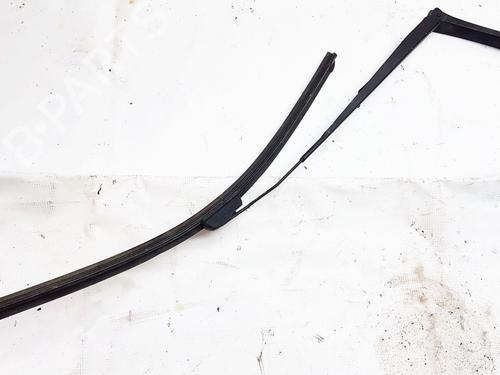 Used Front windshield wiper arm Front windshield wiper arm KIA SPORTAGE II (JE_, KM_) 2.0 CRDi (140 hp) 33102267 33102267