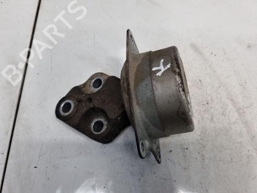 Used Engine mount Engine mount OPEL SIGNUM Hatchback (Z03) 1.9 CDTI (F48) (150 hp) 32568657 32568657