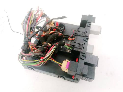 Used Fuse box Fuse box VW GOLF V (1K1) 1.9 TDI (105 hp) 32919176 32919176