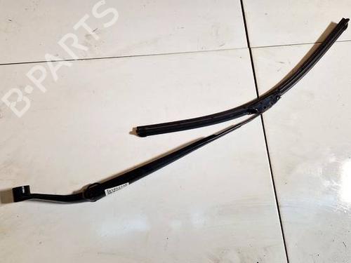 Used Front windshield wiper arm Front windshield wiper arm 32574187 32574187