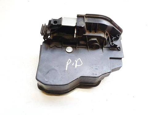 Fechadura frente direita Fechadura frente direita MINI MINI COUNTRYMAN (R60) Cooper D ALL4 (112 hp) 39702024 39702024