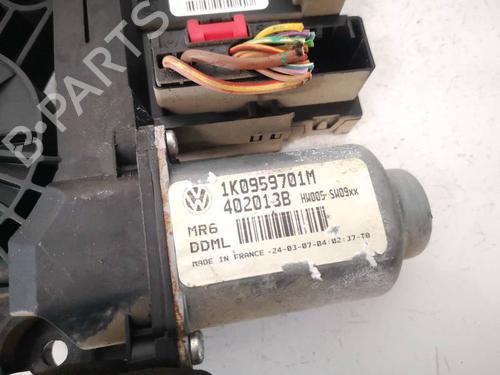 Left front window motor VW GOLF V (1K1) 1.9 TDI | BP38041354E21 - Image 2