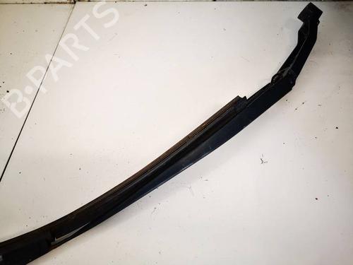 Used Front windshield wiper arm Front windshield wiper arm 32565168 32565168