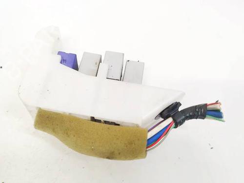 Used Fuse box Fuse box TOYOTA AVENSIS Saloon (_T27_) 2.0 D-4D (ADT270_, ADT270R) (126 hp) 32580794 32580794