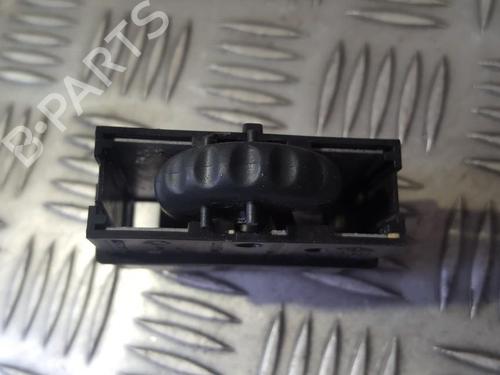 Used Switch Switch RENAULT MEGANE Scenic (JA0/1_) 1.6 e (JA0F) (90 hp) 35679811 35679811