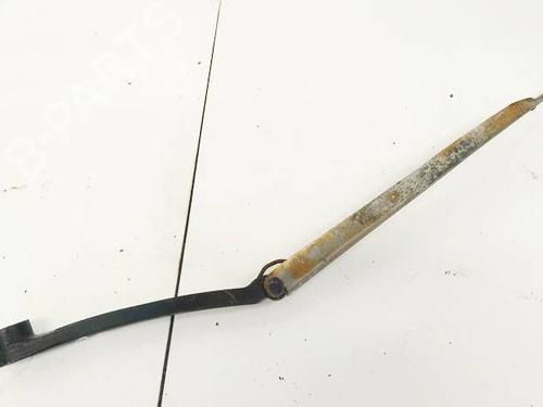 front-windshield-wiper-arm-kia-sorento-ii-xm-2009-2010-2011-2012-2013-2014-2015-2016-32597379 main image