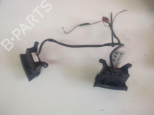 Used Steering wheel controls Steering wheel controls FORD FOCUS C-MAX (DM2) 2.0 TDCi (136 hp) 36688174 36688174