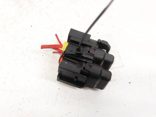 Used Fuse box Fuse box MERCEDES-BENZ M-CLASS (W163) ML 320 (163.154) (218 hp) 32952786 32952786