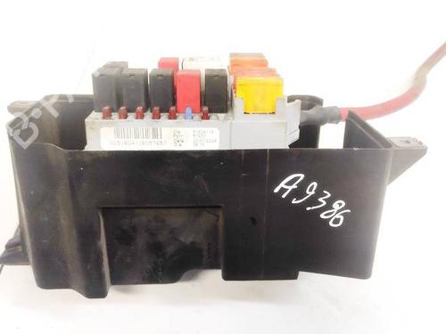 Used Fuse box Fuse box FIAT CROMA (194_) 1.9 D Multijet (194AXC1B, 194AXC12) (150 hp) 32968059 32968059