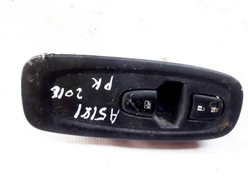 switch-renault-kadjar-ha_-hl_-2015-33524608 main image