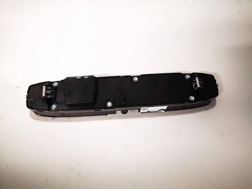 Warning switch TESLA MODEL Y (5YJY) Long Range All-wheel Drive | BP34846722I22 - Image 2