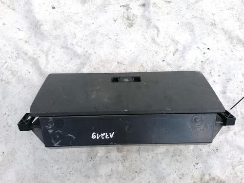 Used Glove box Glove box AUDI 100 C3 Saloon (443, 444) 1.8 (90 hp) 35501956 35501956