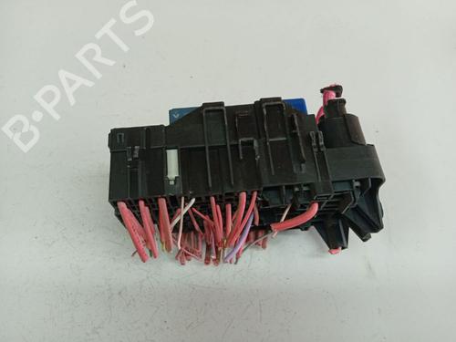Fuse box RENAULT MEGANE III Hatchback (BZ0/1_, B3_) 1.9 dCi (BZ0N, BZ0J) | BP39604485E1 - Image 2