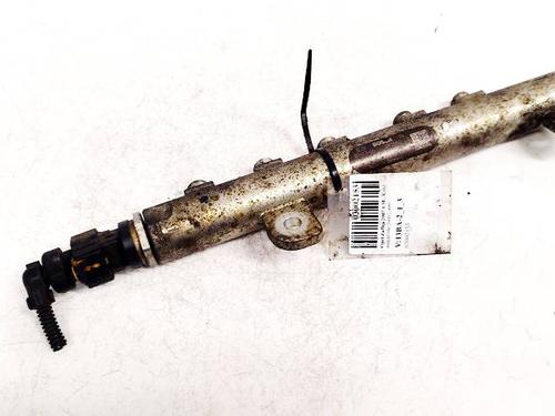 Used Injection rail Injection rail OPEL ZAFIRA / ZAFIRA FAMILY B (A05) 1.9 CDTI (M75) (120 hp) 37708749 37708749