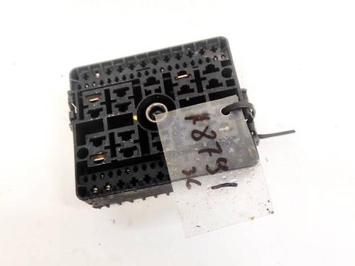 fuse-box-chevrolet-cruze-hatchback-j305-2010-32931888 main image