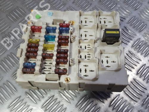 fuse-box-ford-transit-connect-p65_-p70_-p80_-2002-33493033 main image