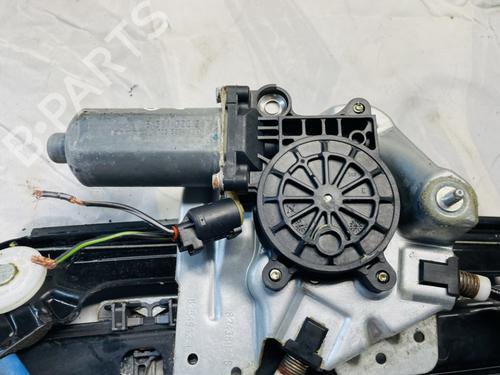 Right front window motor BMW X5 (E53) 4.4 i | BP35503427E20 - Image 2