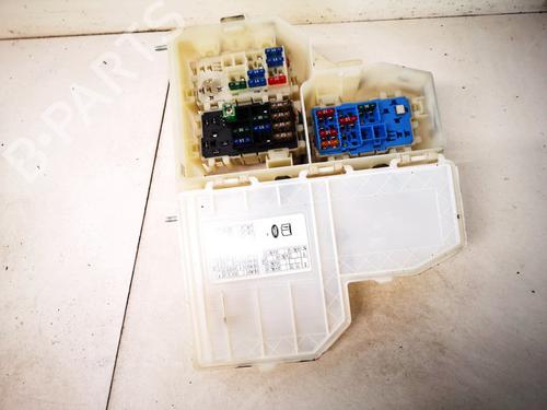 Used Fuse box Fuse box LAND ROVER FREELANDER 2 (L359) 2.2 TD4 4x4 (160 hp) 32879669 32879669