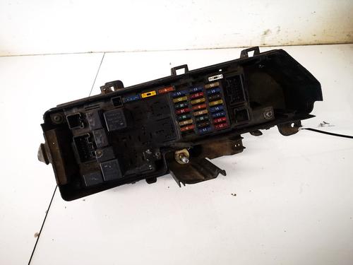 Used Fuse box Fuse box VOLVO S80 I (184) 2.9 (200 hp) 32884960 32884960
