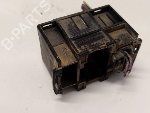 Fuse box SKODA OCTAVIA II (1Z3) 1.9 TDI | BP33488480E1 - Image 3
