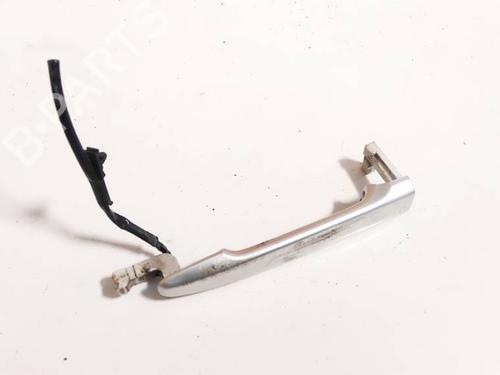 front-right-exterior-door-handle-mitsubishi-outlander-ii-cw_w-2005-2006-2007-2008-2009-2010-2011-2012-35047484 main image