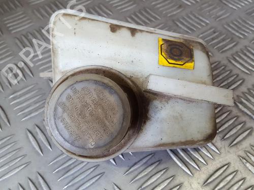 Used Brake fluid reservoir Brake fluid reservoir 35681682 35681682