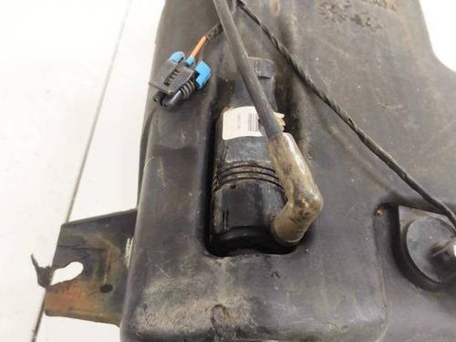 washer-pump-cadillac-cts-2002-2003-2004-2005-2006-2007-35192205 main image