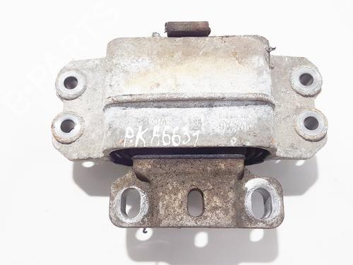 Used Engine mount Engine mount VW TOURAN (1T1, 1T2) 1.9 TDI (100 hp) 33077098 33077098