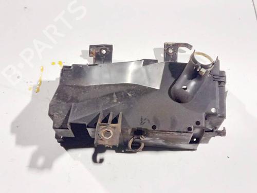 Caixa de fusíveis MAZDA 6 Hatchback (GG) 2.0 DI (GG14) (136 hp) 32616279