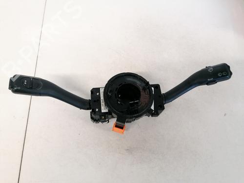 Used Warning switch Warning switch SKODA OCTAVIA I (1U2) 2.0 (116 hp) 35574239 35574239