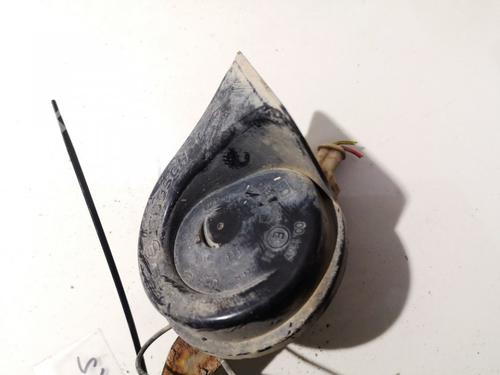 horn-peugeot-307-3ac-2000-2001-2002-2003-2004-2005-2006-2007-2008-2009-2010-2011-2012-35645618 main image