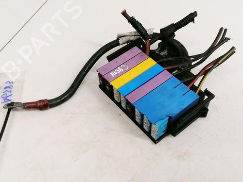fuse-box-opel-zafira-a-mpv-t98-1999-2000-2001-2002-2003-2004-2005-2006-33084575 main image