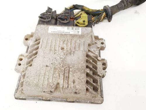 Used Engine control unit (ECU) Engine control unit (ECU) FORD FOCUS III 1.6 TDCi (115 hp) 32574578 32574578