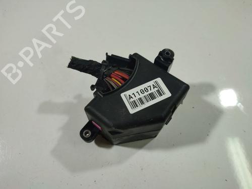 Used Fuse box VW PASSAT B6 (3C2) 1.9 TDI (105 hp) 32539881