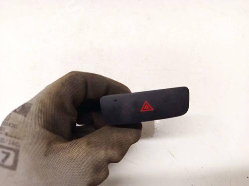 Used Warning switch Warning switch AUDI A1 (8X1, 8XK) 1.8 TFSI (192 hp) 34831984 34831984