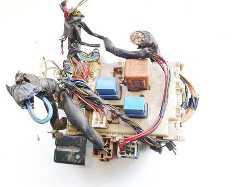 Fuse box NISSAN PRIMERA Hatchback (P12) 2.2 Di | BP32603015E1