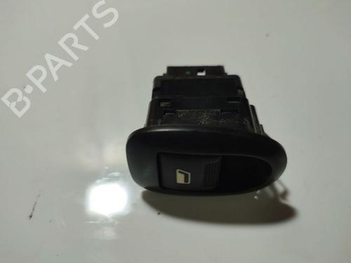 Used Switch Switch PEUGEOT 406 (8B) 2.0 HDi 110 (107 hp) 32566599 32566599